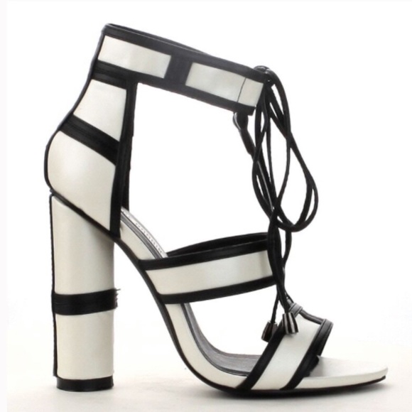 MAURA WHOSE BLOCK HEELS-RUNS SLIGHTLY LARGE - Picture 3 of 8